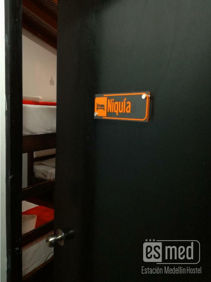 Esmed Hostel Medellín Exteriér fotografie